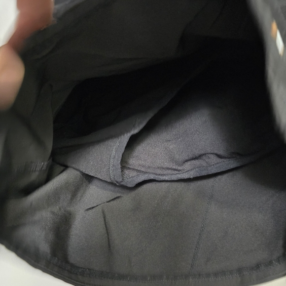 Buc-ee's shorts - Picture 3 of 4